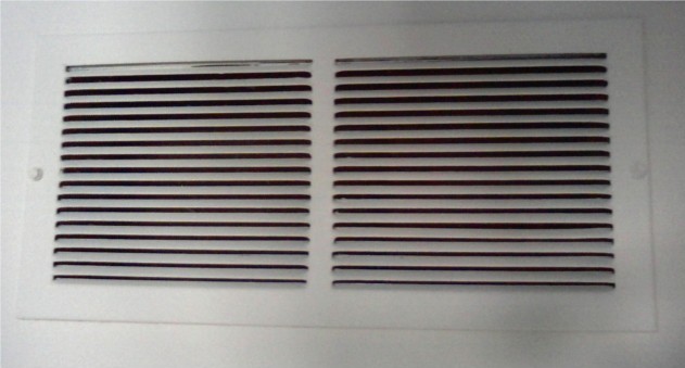 Even with the vent cover
                    installed incorrectly, black ducting makes it look
                    better!